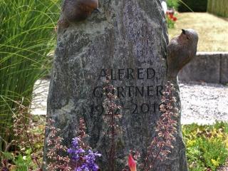 Findlinge und Spaltfelsen